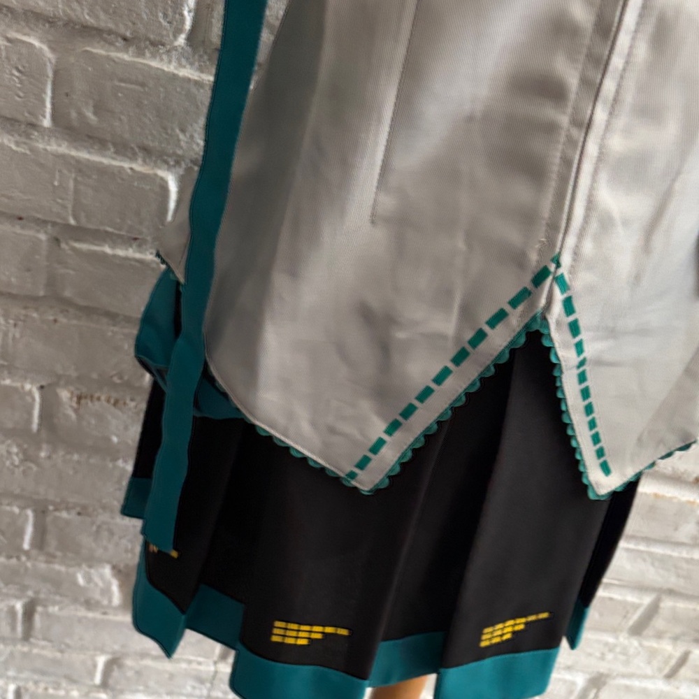 Anime Hastune Miku Vocaloid Themed Wearable Costume Size M - Picture 5 of 12